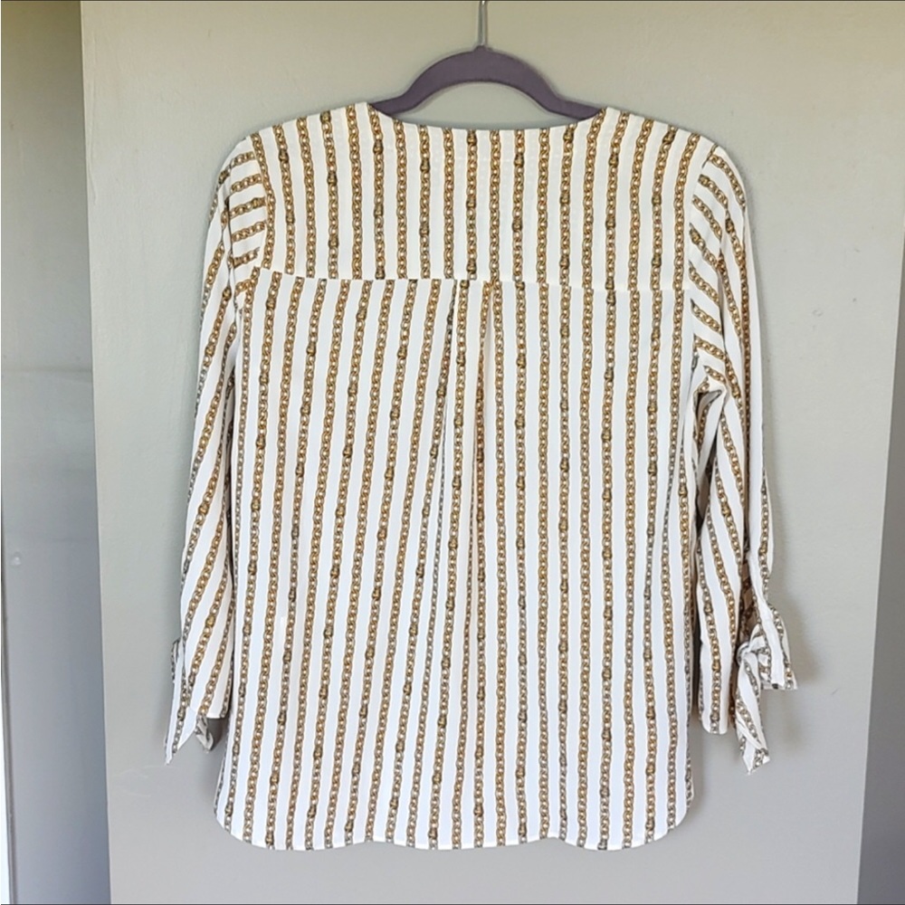 Michael Kors Chainlink Logo Cream/Gold V-neck Top - Picture 7 of 8